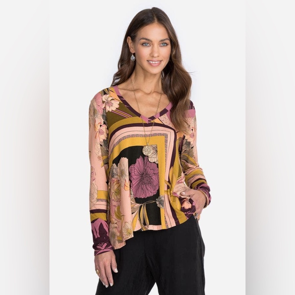 Johnny Was Echo Favorite Long Sleeve V-Neck Swing Tee 1X